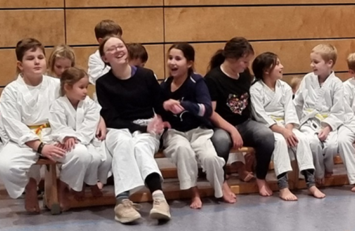 Karate goes Schule - auf dem Weg zum starken ICH! 