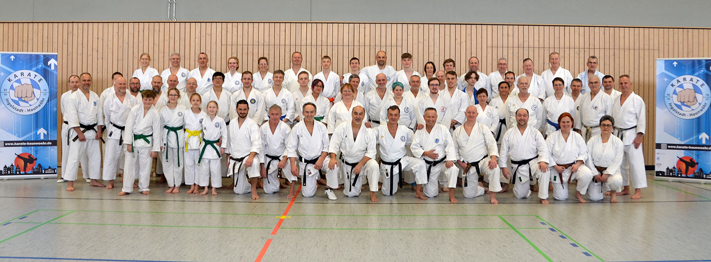 Karatelehrgang mit vielen Eindrücken und Energie mit Roland Lowinger & Helmut Körber 