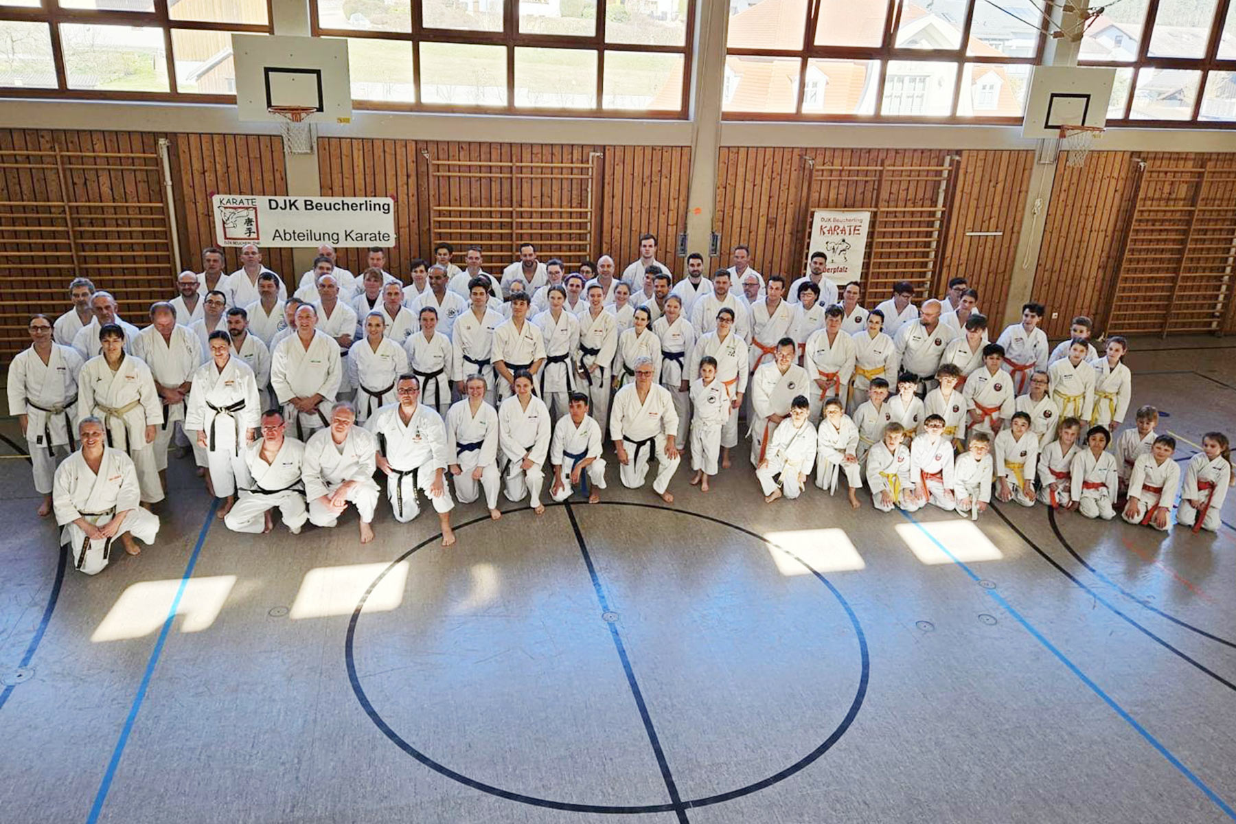 Training der Superlative – Oberpfälzer Karateka zu Gast in Beucherling/ Zell