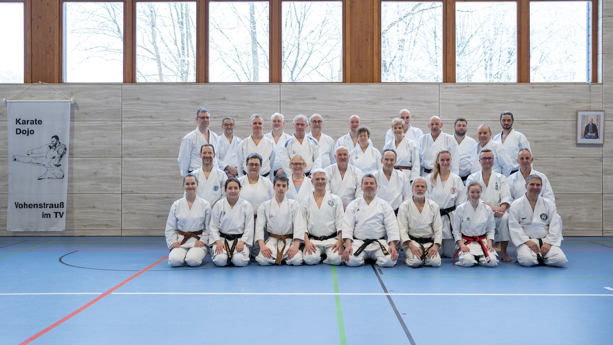 LG 10.1.26 50 von 200